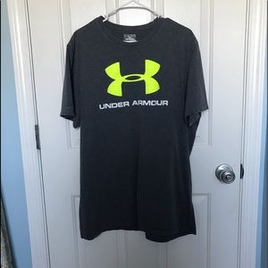 Xl gray men’s under armor tee shirt